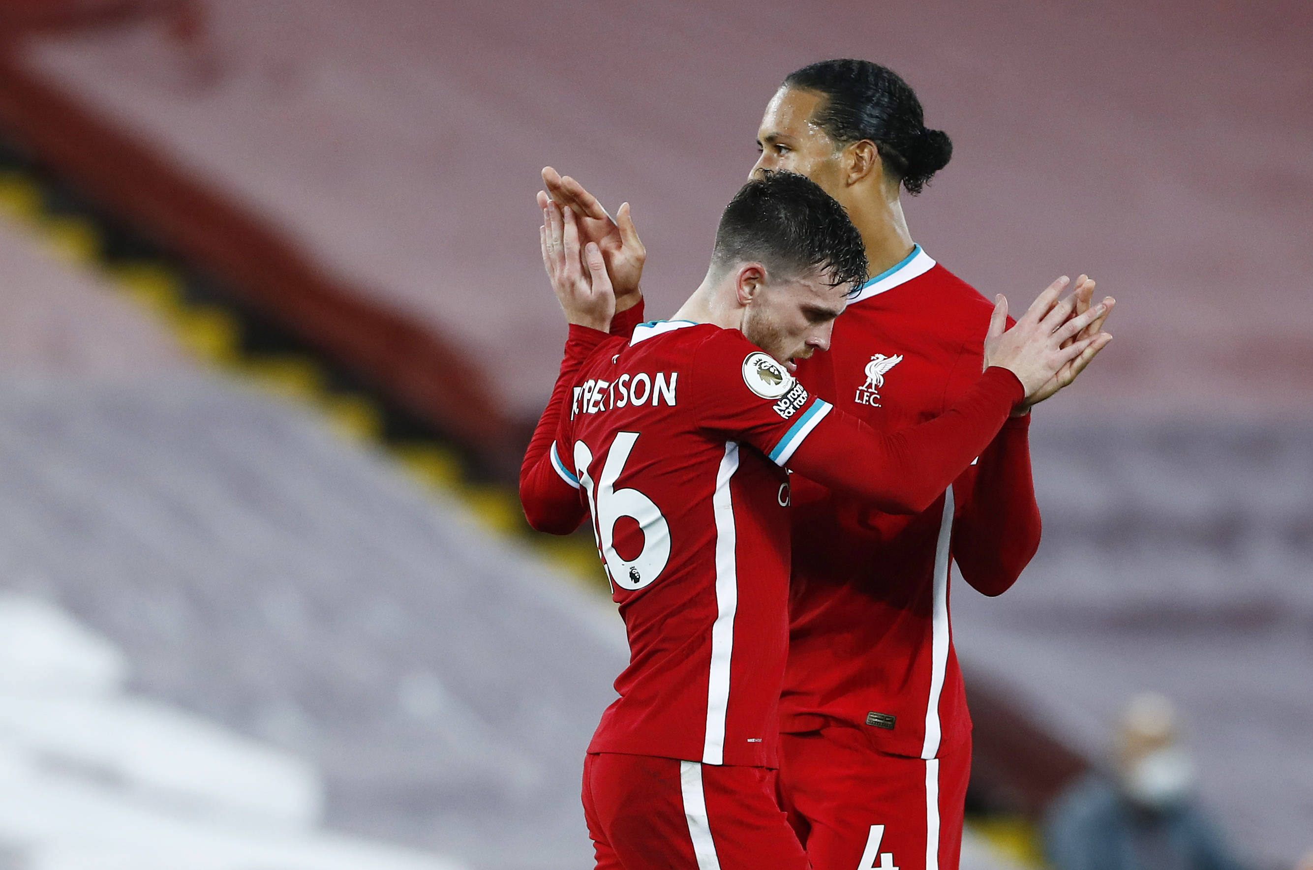 三角进攻强 三角进攻强